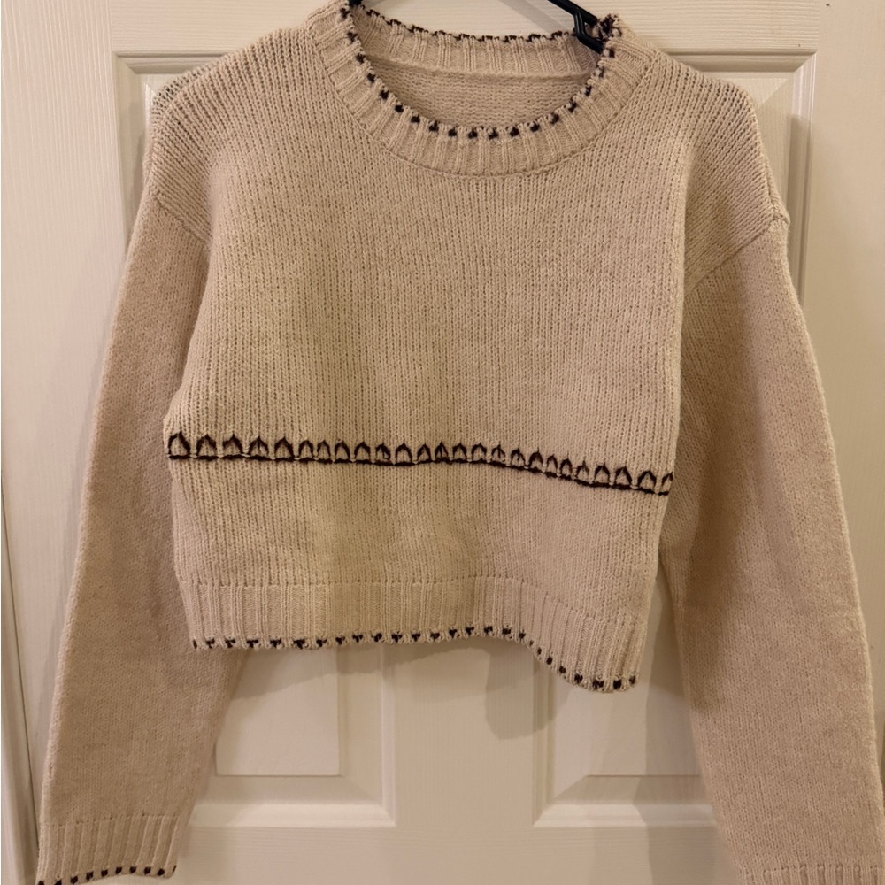 Cream Crewneck Knit Sweater with Contrast Stitching